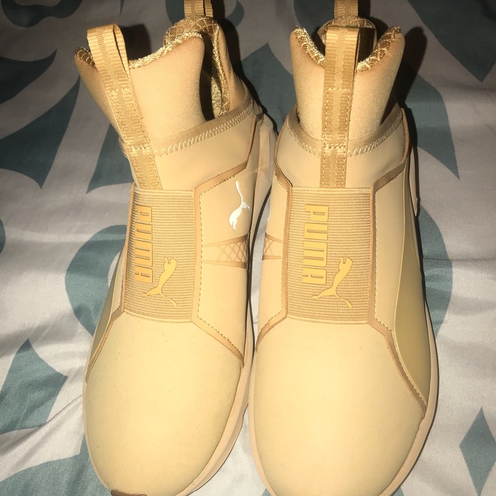 Fenty Pumas